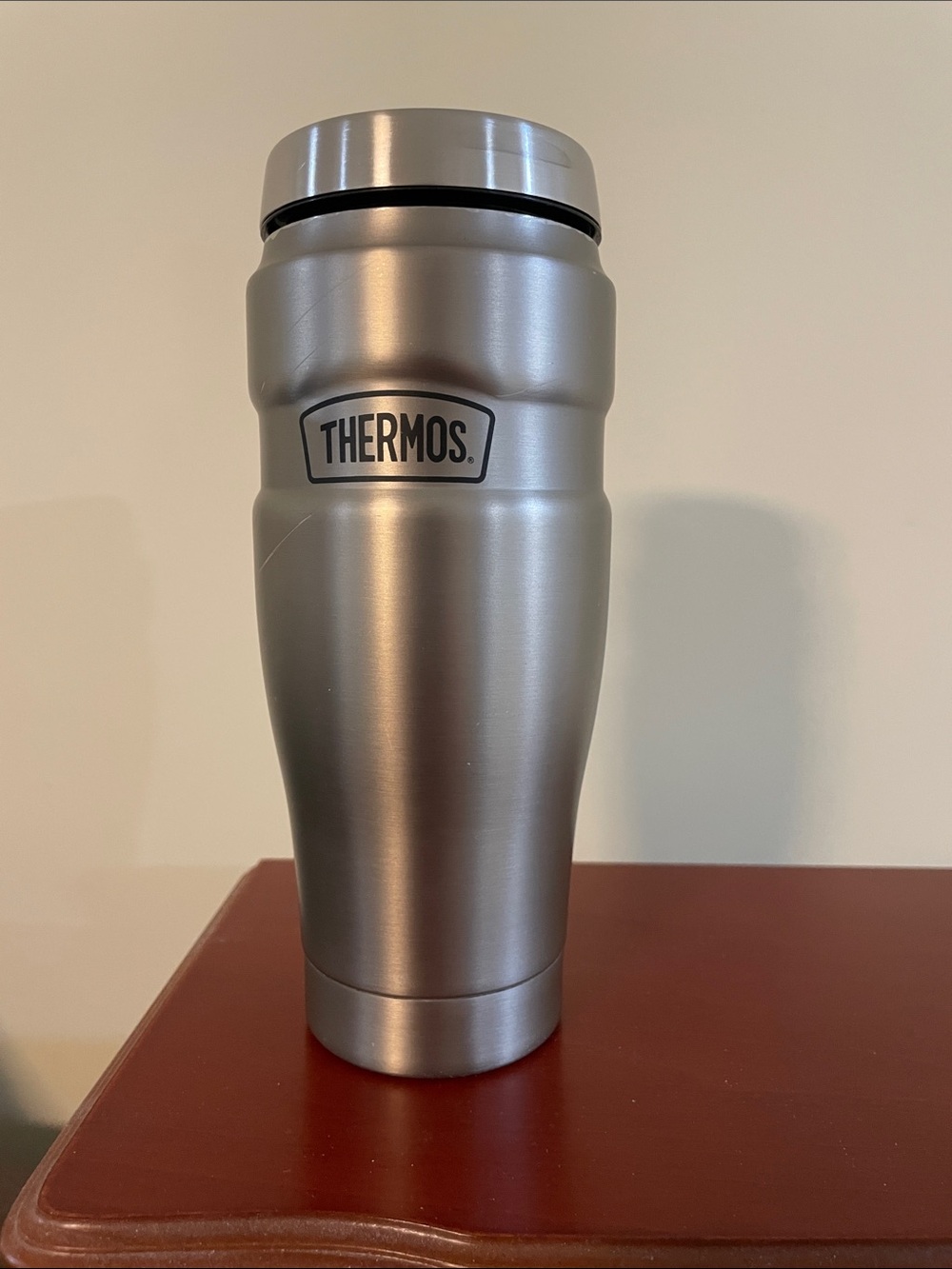 Thermos King Silver vacuum Insulated Travel Tumbler